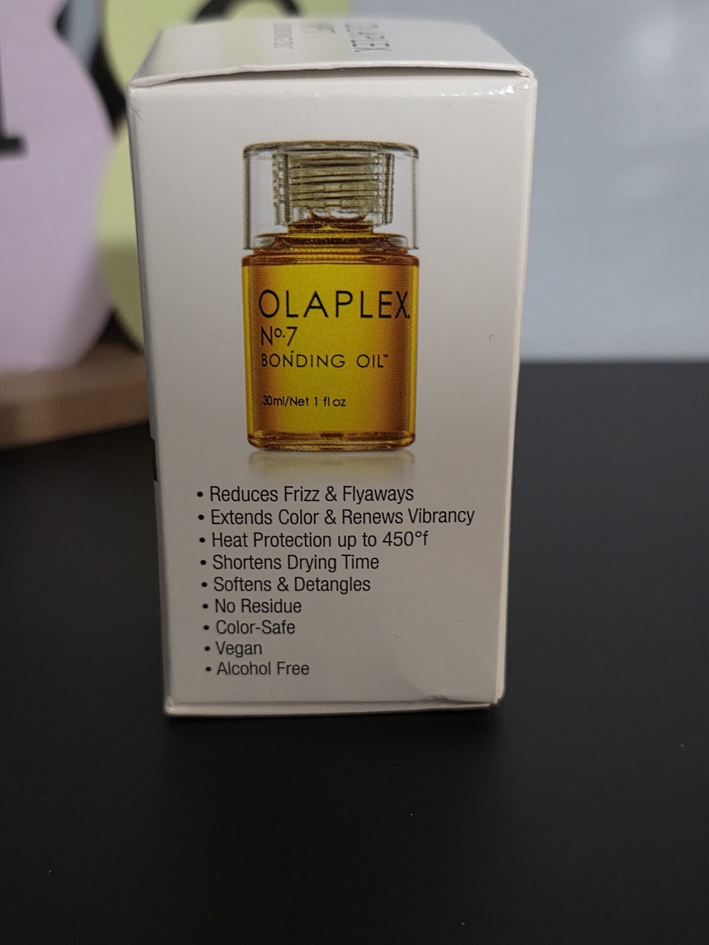 OLAPLEX No.7 Bonding Oil - White & Gold Accents - Picture 2 of 2